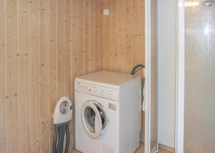 5 Bedroom Gorgeous In Hébergement de vacances