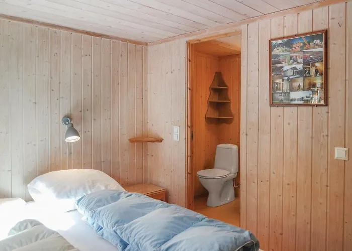 5 Bedroom Gorgeous In Hébergement de vacances Geilo