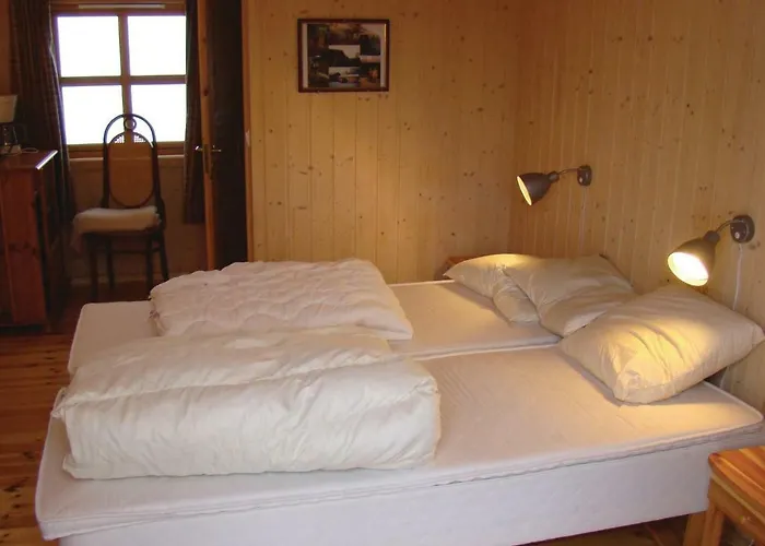 Hébergement de vacances 5 Bedroom Gorgeous In